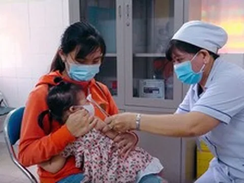 Đề xuất bồi thường 30 lần mức lương cơ sở cho người bị tai biến sau tiêm chủng