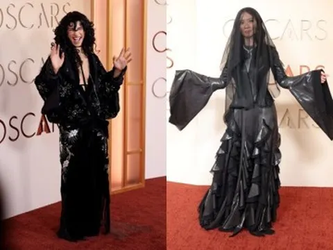 Những bộ cánh "thảm họa" ở Oscar 2026