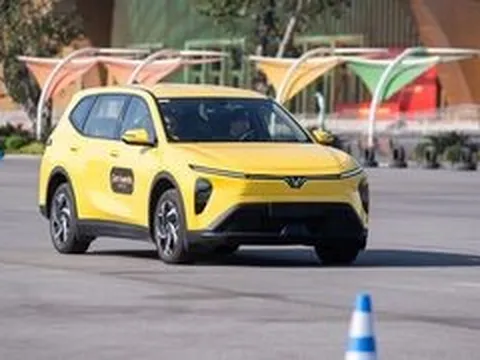 Loạt ưu đãi 9% trong tháng 3 khiến giới tài xế dịch vụ phát sốt vì Limo Green