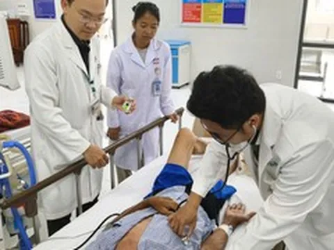 Du khách đột quỵ ở Côn Đảo, thoát nguy kịch nhờ chuyến bay cấp cứu 300 triệu