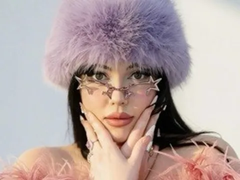 "Cỗ máy tạo hit" cho Blackpink tố bị ép phá thai