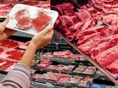 1 loại quả, 2 loại thịt trong siêu thị giảm giá cũng đừng động đến: Nhân viên nói thẳng "nên tránh"