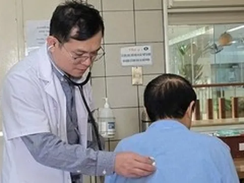 70% 'nốt mờ' phổi nhỏ dưới 3cm có thể ác tính, bác sĩ khuyến cáo gì?