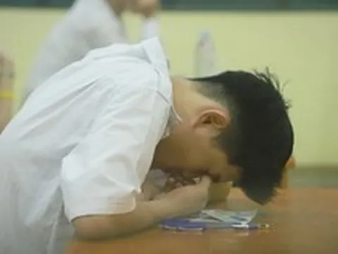 Điều phụ huynh, học sinh Hà Nội LO nhất lúc này!