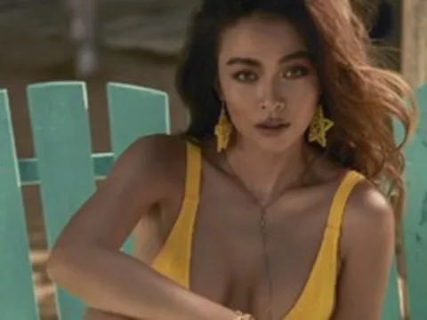 Mặc quần áo màu gì tránh muỗi đốt, an toàn khi đi bơi hay ra nắng?