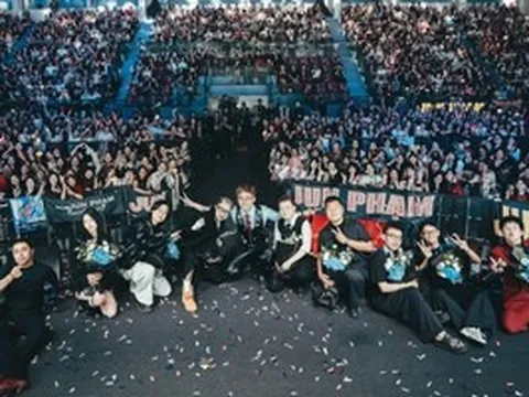 J-UNZIP: Ngày Jun Phạm nở hoa rực rỡ