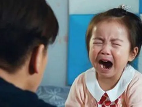 "Tôi chỉ mắng khi con sai, sao con lại sợ hãi?": Sự thật về việc quát mắng làm teo não từ nghiên cứu Harvard