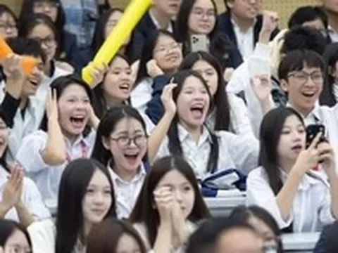 Sẽ miễn phí sách giáo khoa cả nước