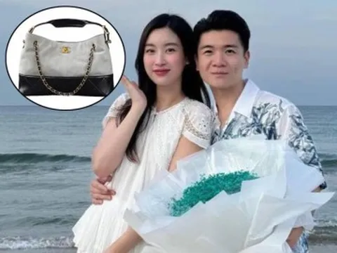 Đỗ Mỹ Linh được anh chồng tặng túi hiệu hàng hiếm gần 316 triệu đồng