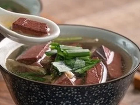 Món "súp đường phố" này được ví như "thuốc bổ tự nhiên": Vừa tăng cơ, bổ máu, ăn đúng cách còn giúp trẻ lâu