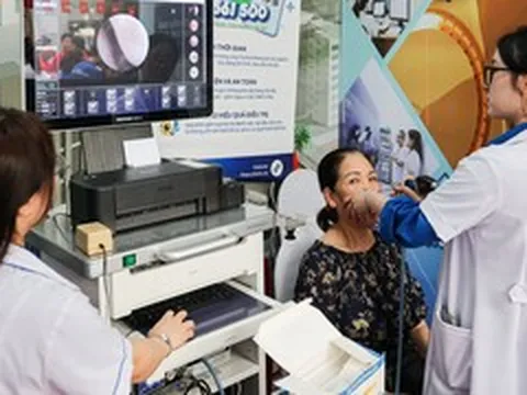 Hơn 300 y bác sĩ khám, tư vấn sức khỏe miễn phí cho người dân Thủ đô