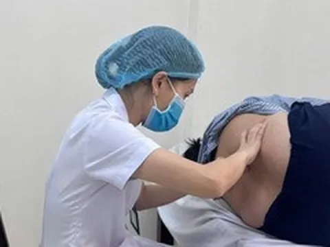 35 tuổi phát hiện bị thoát vị đĩa đệm từ 2 dấu hiệu bất thường