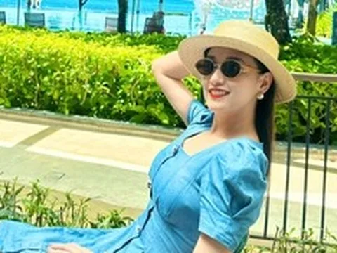 Cuộc sống an yên, tự tại trong biệt thự triệu đô của "nữ diễn viên xinh đẹp, giàu có bậc nhất miền Bắc"