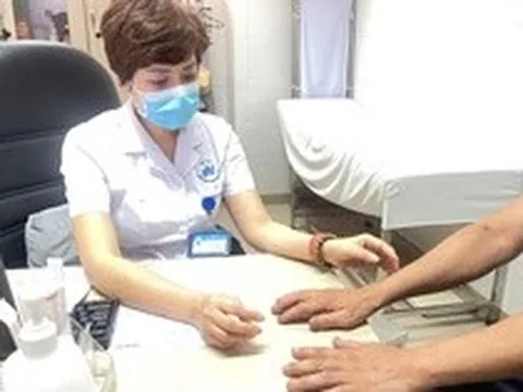 Nắng nóng mới chớm, 1 nhóm bệnh đã tăng vọt 20%: Bác sĩ cảnh báo điều nhiều người đang chủ quan