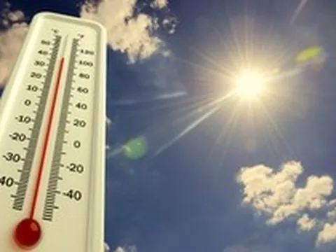 Nắng nóng đầu mùa: Những nhóm đối tượng cần đặc biệt lưu ý sức khỏe