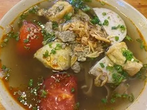 Cách nấu bánh đa riêu cua đơn giản tại nhà