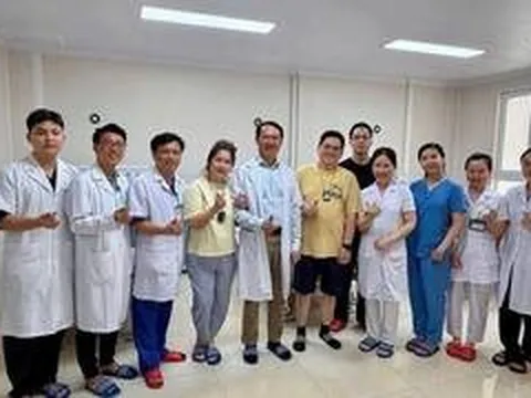 Bác sĩ Việt cứu du khách Mỹ thoát khỏi 'cửa tử' sau cơn đau ngực tại Sa Pa