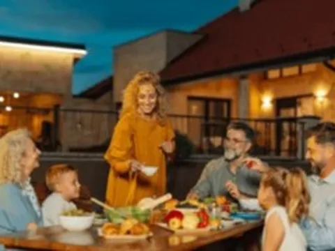 Ăn tối lúc mấy giờ để tiêu hóa tốt và ngủ ngon?