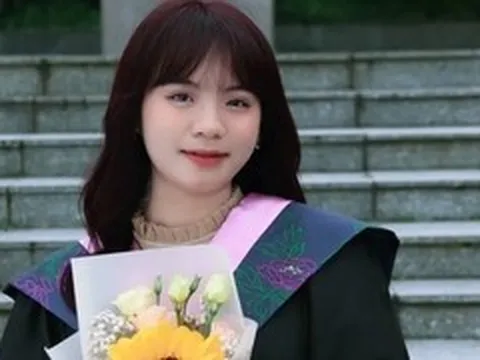 Lời nhắn xúc động từ giường bệnh của cô gái 24 tuổi mắc ung thư giai đoạn cuối