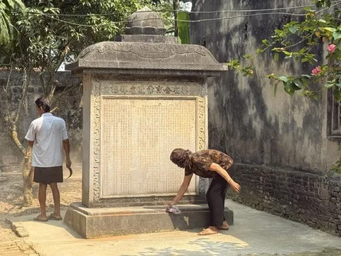 Trả lại giá trị di tích quốc gia cho hai bia đá cổ hơn 3 thế kỷ