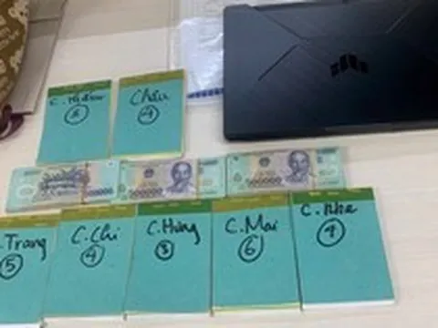 Phát hiện 300 tờ tiền 500.000 đồng trên chuyến tàu điện Hà Nội Metro