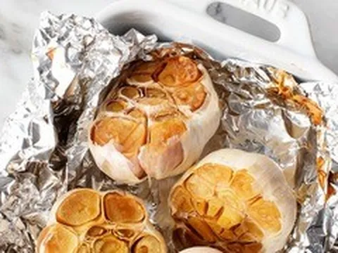5 lý do nên ăn tỏi thường xuyên để bảo vệ gan và tim mạch