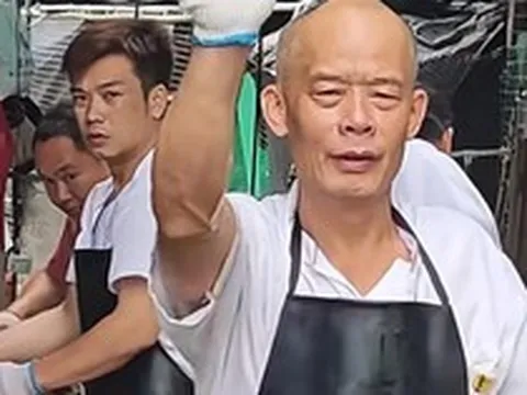 Ông chủ quán lẩu kiếm 20 triệu mỗi ngày đuổi không hết khách, công khai chia sẻ kinh nghiệm 30 năm làm nghề: Bí quyết không nằm ở công thức