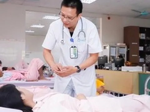 Suy thận giai đoạn nặng ở tuổi 19 vì thói quen tự dùng thuốc