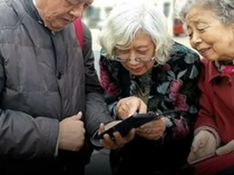 Lời khuyên cho người sau tuổi 50: Có 3 việc nên dừng lại nếu không muốn hối hận về sau