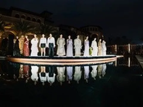 “Kiêu hãnh thầm lặng”: Show thời trang đẳng cấp mang dấu ấn Lakeside Residences