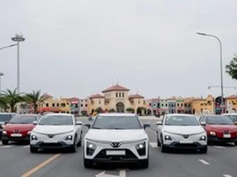 Lợi thế cho chủ xe VinFast: Trạm sạc phủ rộng, '0 đồng nhiên liệu' suốt 3 năm