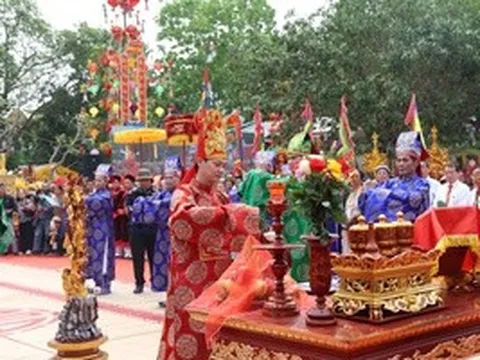 Dâng hương Đức Quốc Tổ Lạc Long Quân, lan tỏa hào khí dân tộc