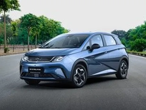 Xe cỡ nhỏ Trung Quốc 500 triệu đồng: Chọn Geely EX2 Max hay BYD Dolphin 2026?