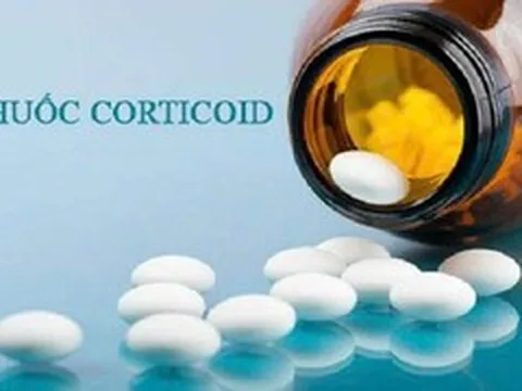 Mặt biến dạng, cơ yếu dần sau khi dùng 'thuốc gia truyền' giảm đau khớp thần tốc