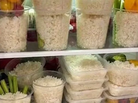 Sai lầm khi trữ cơm trong tủ lạnh để giảm cân, coi chừng rước độc tố vào người
