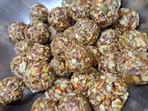 Các chuyên gia Mỹ tiết lộ 5 loại hạt tốt nhất cho sức khỏe, theo bạn óc chó đứng thứ mấy trong bạng xếp hạng?