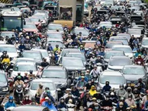 Cảnh tượng trên đường phố Hà Nội trong ngày đầu đi làm sau kỳ nghỉ lễ