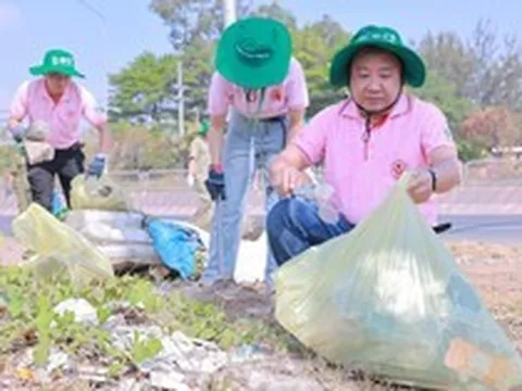 Gần 1.000 nhân viên C.P. Việt Nam chung tay làm sạch môi trường
