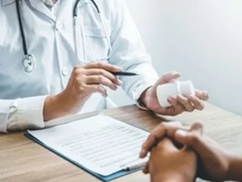 Từ 15/5, phạt tới 20 triệu đồng nếu bán thuốc kê đơn không có đơn của bác sĩ