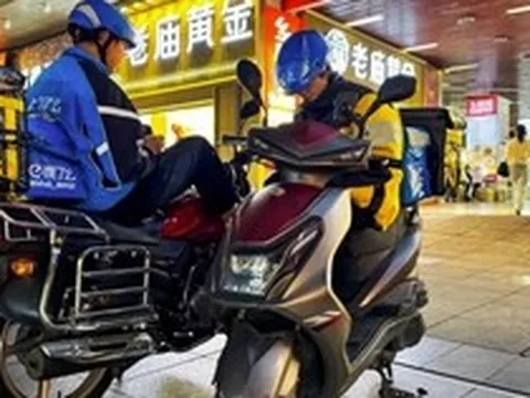 Shipper nhận án tù 3 năm vì giao bưu kiện chứa đầy tiền vàng mà không hề hay biết