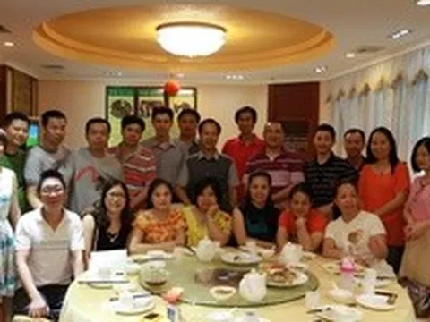 Họp lớp, lớp trưởng "bay sạch" 57 triệu đồng vì gửi nhầm tiền: Sáng hôm sau, cả nhóm đồng loạt làm một việc