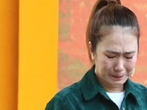 Nữ MC nổi tiềng miền Nam cầm hàng chục triệu đi quay, bị nói hay đi xin tiền