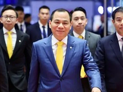 Chặng nước rút nghẹt thở: Vingroup và tỷ phú Phạm Nhật Vượng đồng loạt bứt phá, “dắt tay” chiếm lĩnh 2 ngôi đầu
