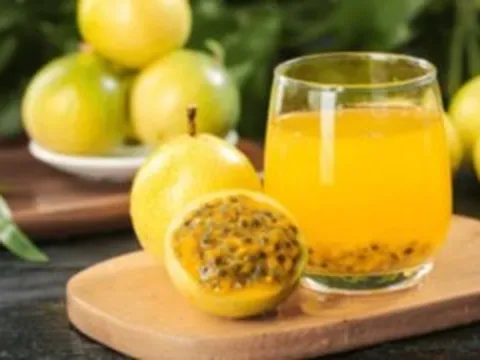 Điều gì xảy ra với cơ thể khi thường xuyên uống chanh leo mùa hè?