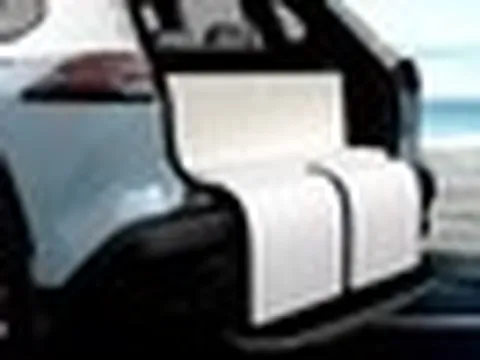 Toyota Corolla Cross bản đặc biệt có trang bị giống Rolls-Royce