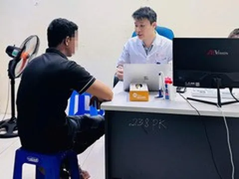 Nam thanh niên 23 tuổi hoảng loạn sợ suy thận giai đoạn cuối sau khi xem TikTok