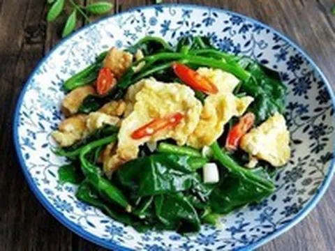 3 món ngon từ loại rau "trường thọ" nên ăn nhiều trong mùa hè: Giúp xương chắc khỏe, bảo vệ gan và tăng cường hệ miễn dịch