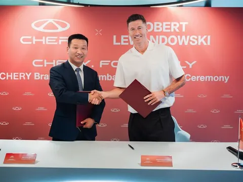 CHERY chính thức công bố Robert Lewandowski là Đại sứ toàn cầu của thương hiệu CHERY, củng cố triết lý thương hiệu "Vì gia đình"
