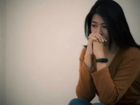 Chồng bỗng nhiên cho nhiều tiền hơn, tôi sinh nghi và phát hiện anh ngoại tình