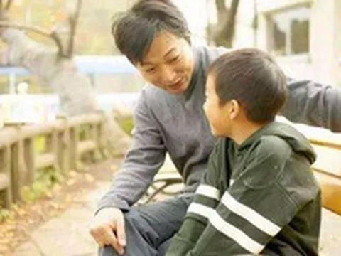 Nếu có 4 dấu hiệu lạ này, trẻ không hư mà cực kỳ hiếu thảo: Cha mẹ đừng hiểu lầm con